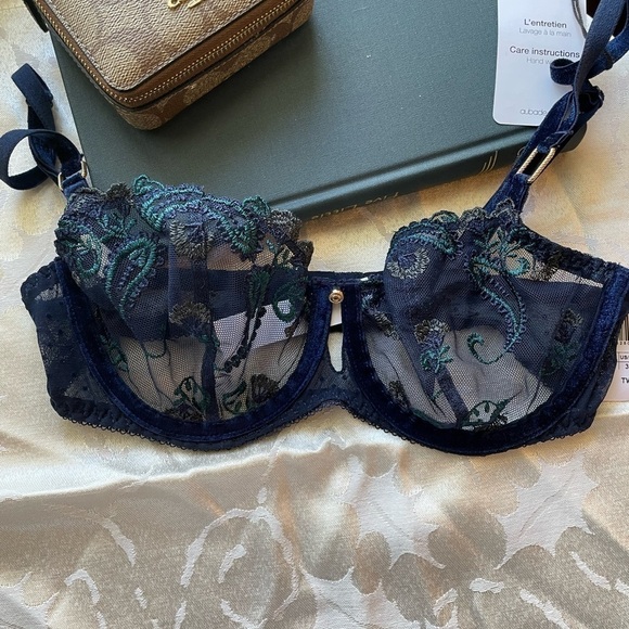 AUBADE Velvet Memories Half Cup Bra in 30D - Picture 11 of 11